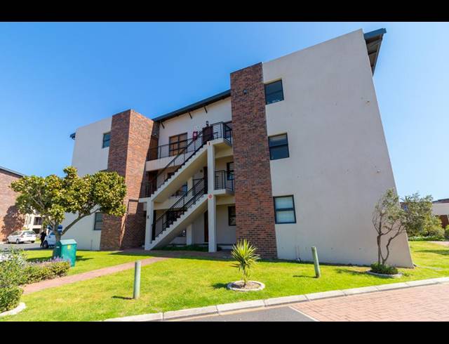 1 BEDROOM APARTMENT SOLD IN ROYAL ASCOT